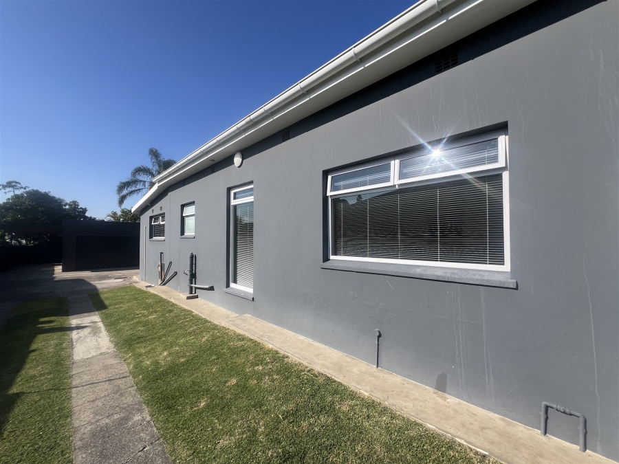 3 Bedroom Property for Sale in Berea Eastern Cape